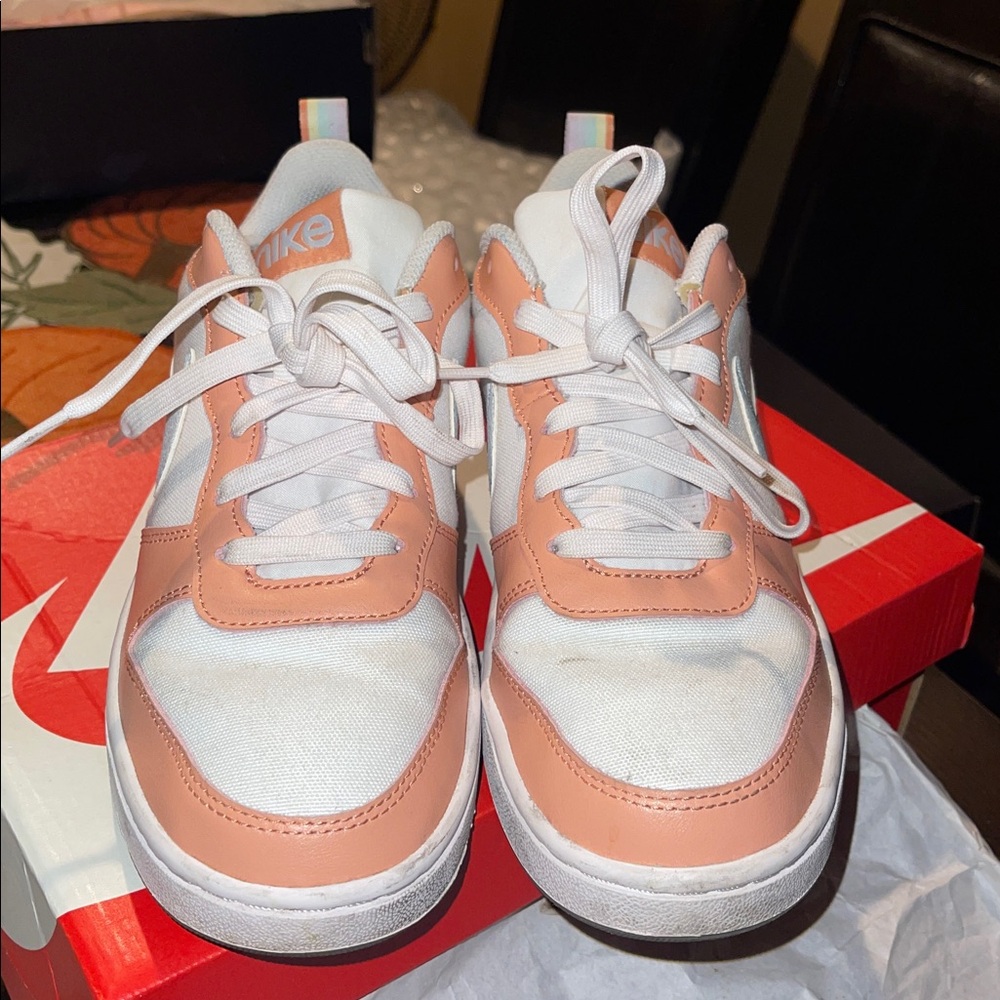 Nike Kids' Coral and White Sneakers - Picture 8 of 9